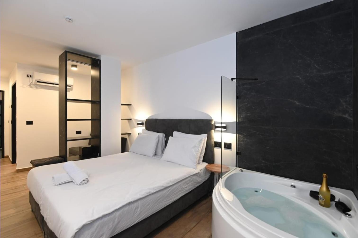 Selfie'S Boutique Hotel Tiberya Oda fotoğraf